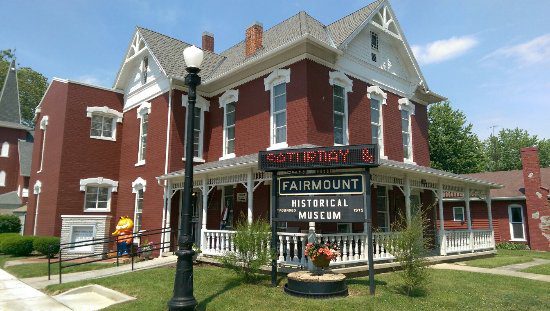 You are currently viewing Indiana Museum Honors Native Sons James Dean And Jim Davis