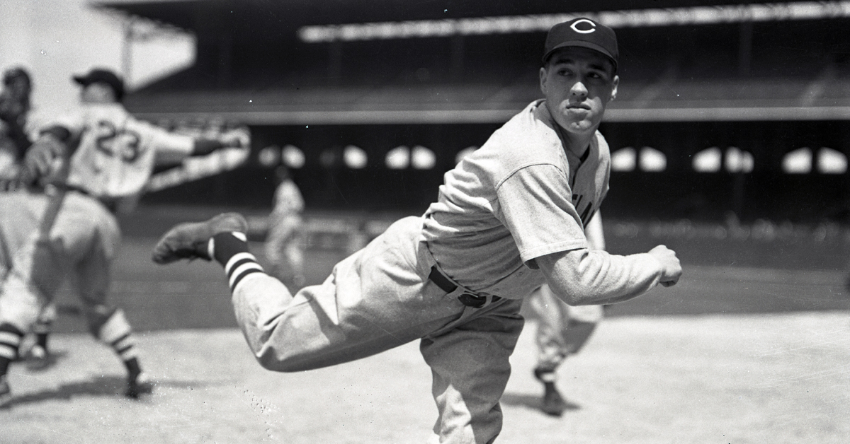 You are currently viewing Bob Feller Pitches at the Baseball Hall of Fame Classic