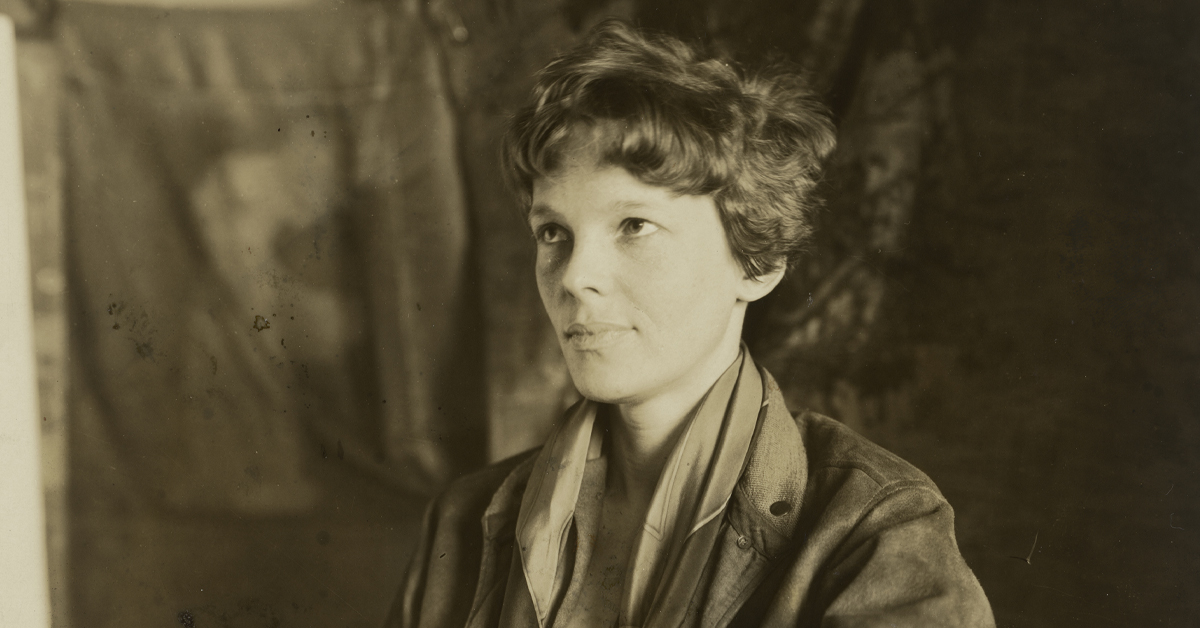 You are currently viewing Amelia Earhart: Unraveling the Mystery of Aviation’s Trailblazer and Her Vanishing Act
